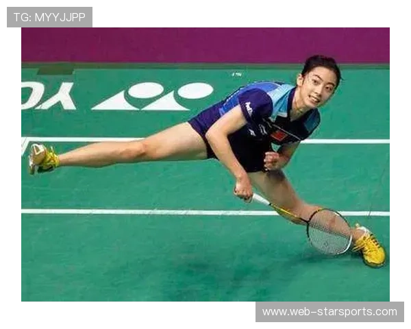 飞盘锦标赛空中接球动作帅炸，视频播放破千万