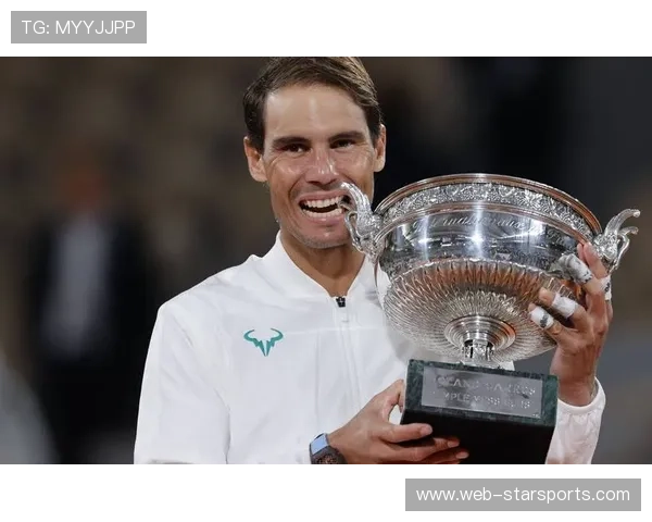 纳达尔红土赛季再度夺冠，粉丝疯狂庆祝，纳达尔红土打球图片